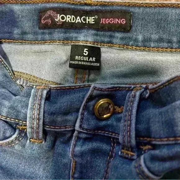 COPY - Like New Jordache Jeans Toddler size 5 ❤️ - Picture 3 of 3